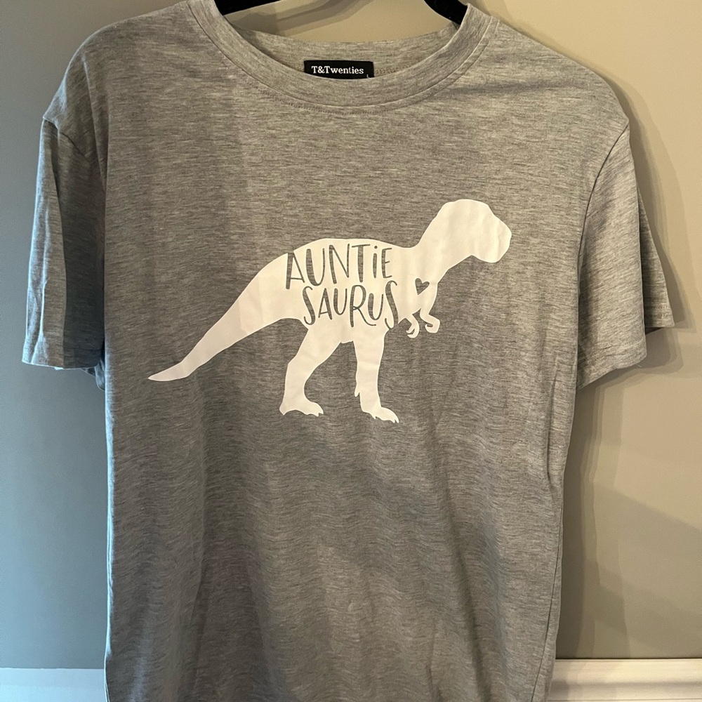 Gray T-Shirt Auntie-Saurus